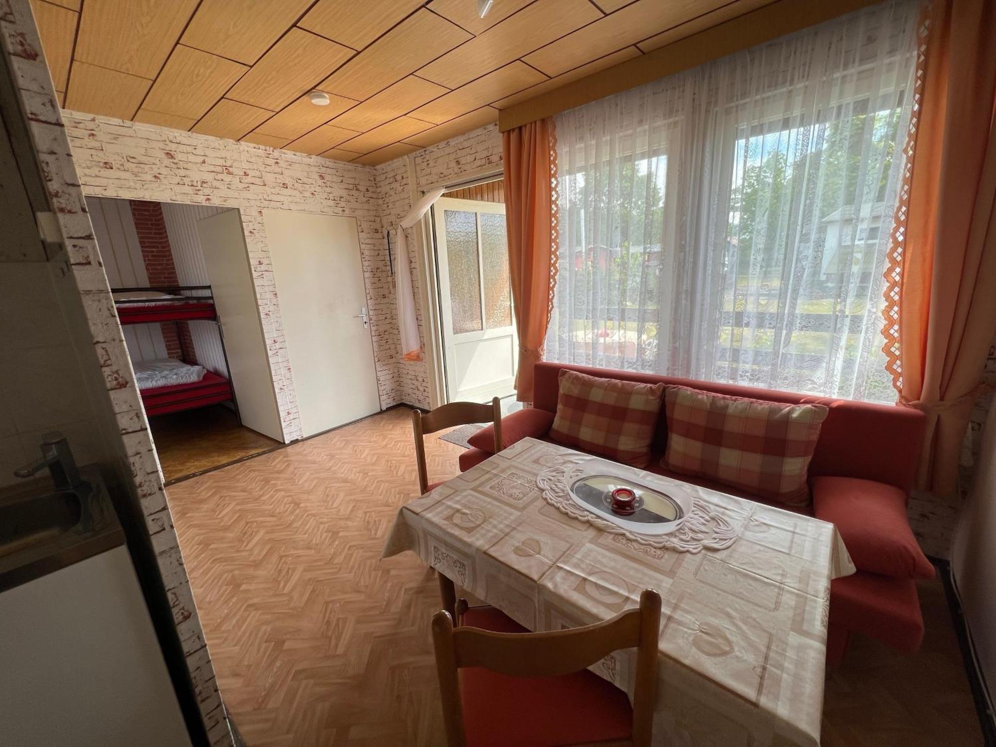 Ferien-Bungalow Im Seebad Ueckermuendeot Bellin Buitenkant foto