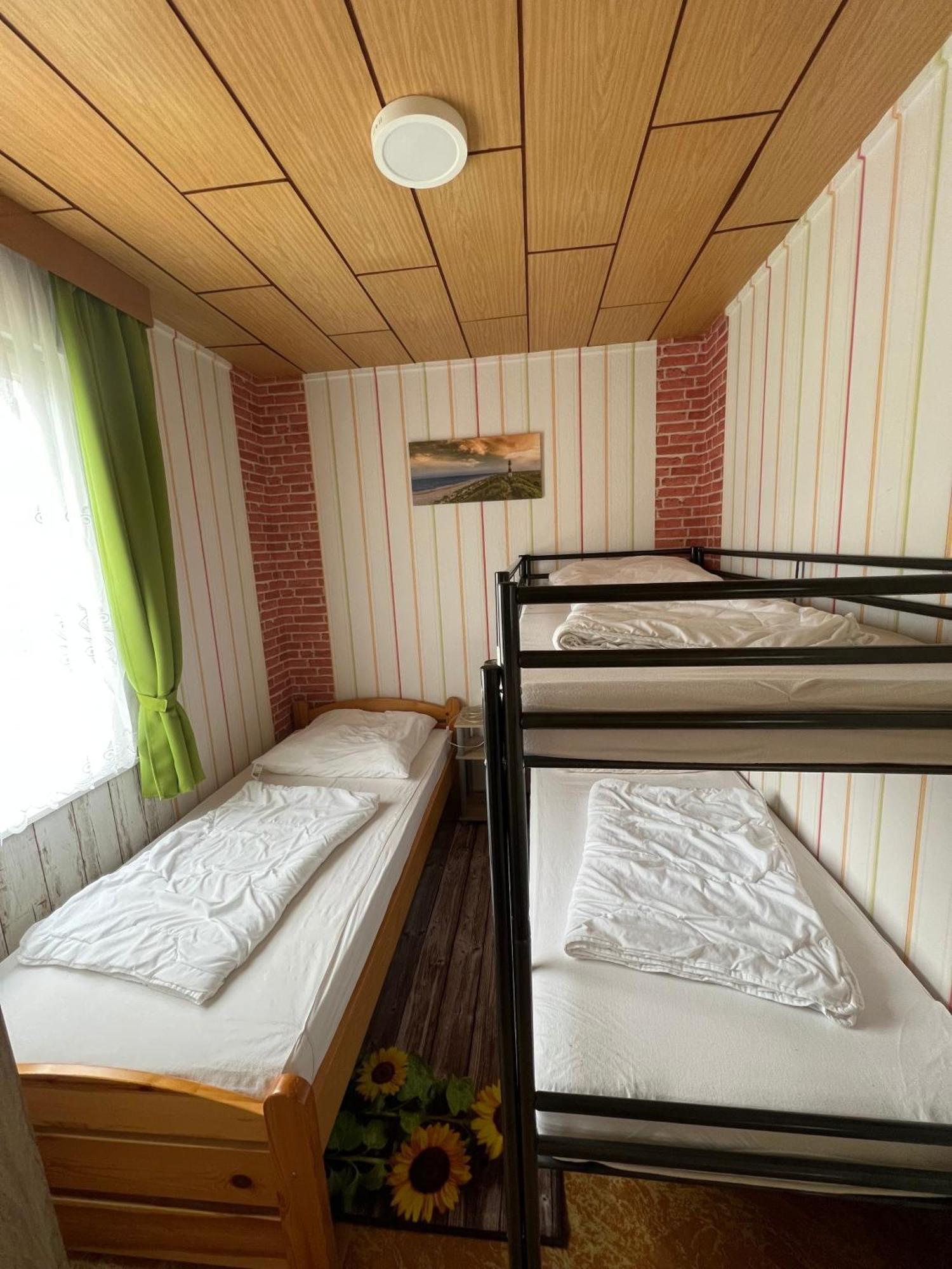 Ferien-Bungalow Im Seebad Ueckermuendeot Bellin Buitenkant foto